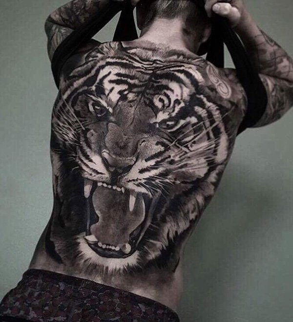 tigru-full-back-tatuaj-96