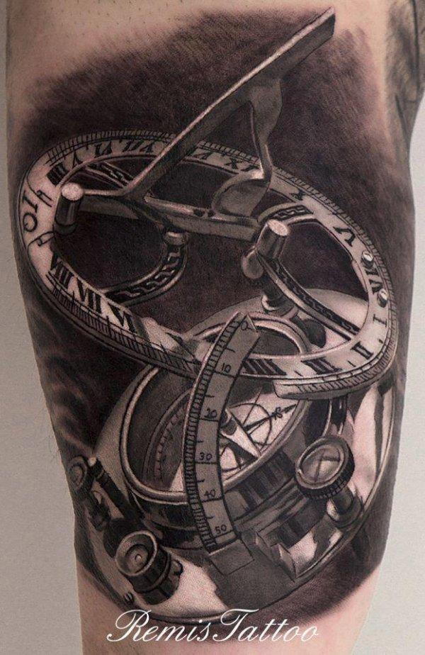 100 de modele de tatuaje de compas Awesome