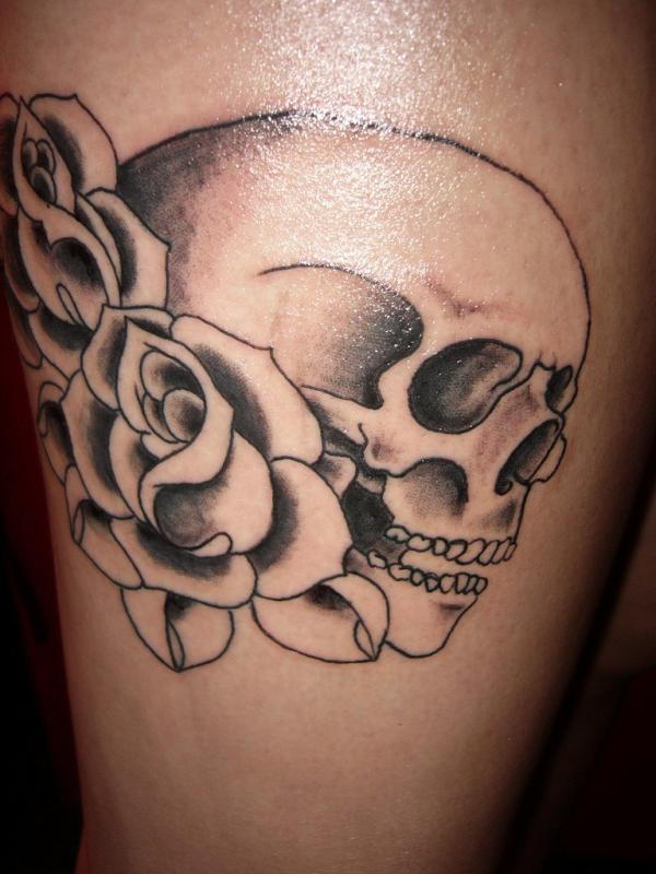 100 Awesome Skull Tattoo Designs