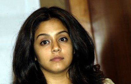 10 najboljših Jyothika brez makeup slik | Styles At Life
