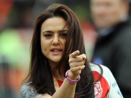 10 Best Photos of Preity Zinta Without Makeup | Styles At Life