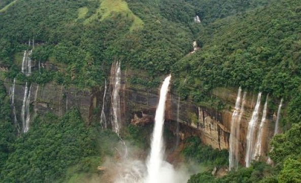 Geriausia Waterfalls Near Mumbai-Vagni Falls