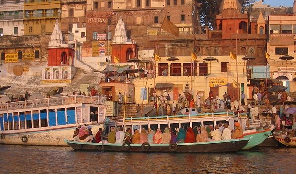 Varanasi Tourist Places to Visit-Dasaswamedh Ghat