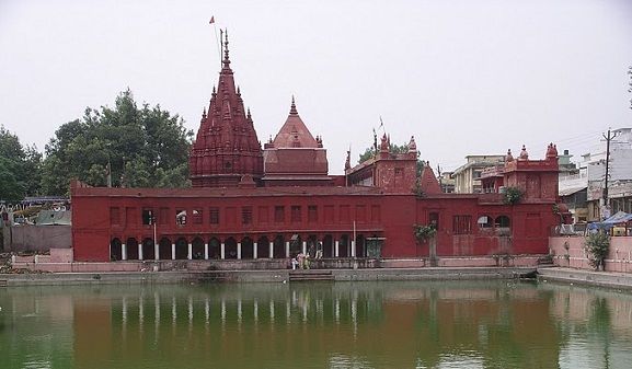 Varanasi Tourist Places to Visit-Durga temple