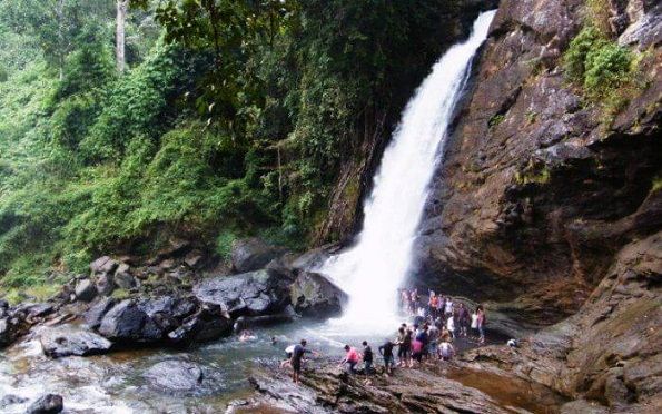 Famous Waterfalls in Kerala-Chethalayam Falls