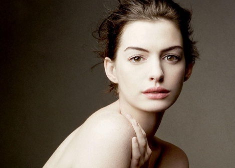 Anne Hathaway without makeup 6