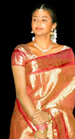Tamilas actress in saree