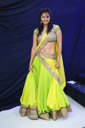 Tamilas actress in saree7