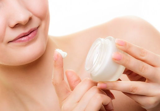 dry skin - moisturizer