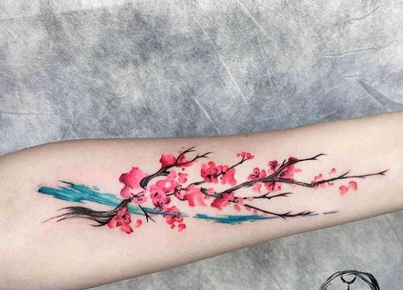 vandens spalvos tatuiruočių dizainas