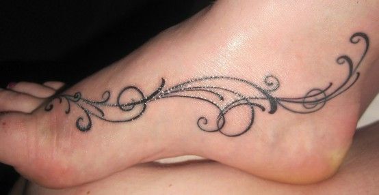 15 Amazing Ankle Tattoo Designs With Names | Styles At Life