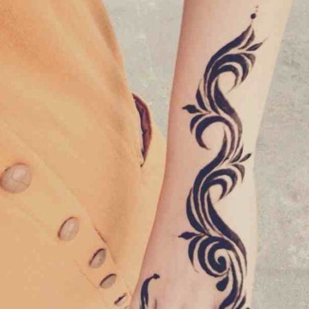 15 Beautiful Arabic tattoo modelov in pomenov