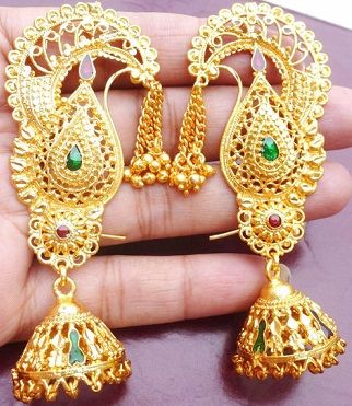 Traditional bridal colored gem stone stud gold earrings