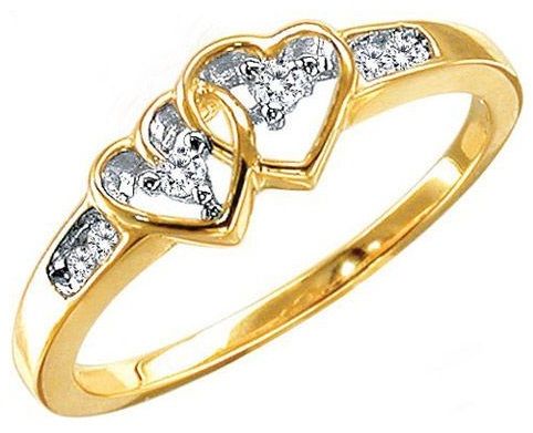 Two heart designed gold engagement ring