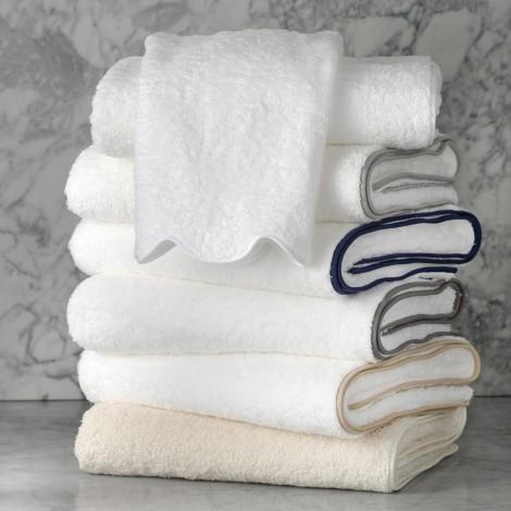 Luxos Bath Towel
