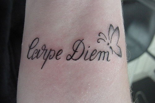 15 Best Carpe Diem Tattoo Designs With Meanings