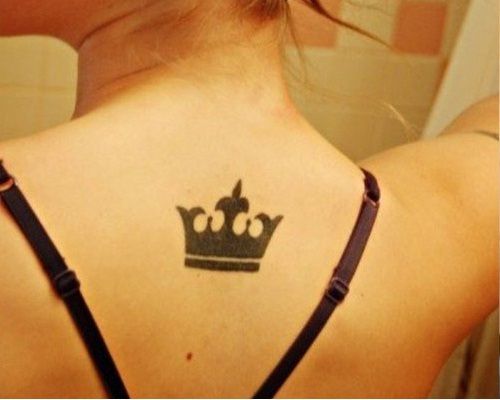 small-black-crown-tattoo-designs