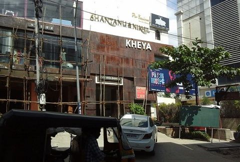 boutiques-in-hyderabad-shantanu-and-nikhil