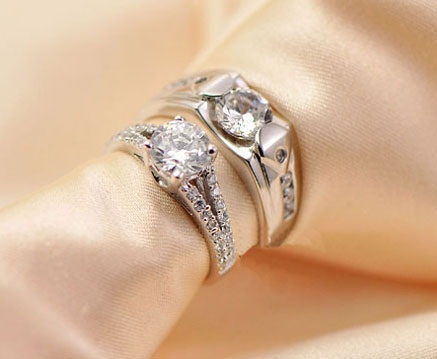 Matching engagement rings for couples