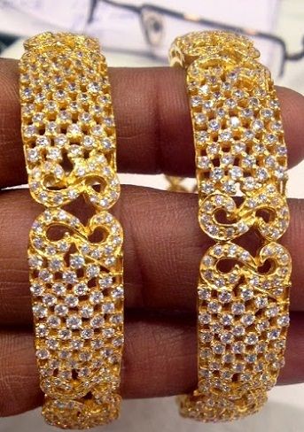 Diamond Studded 20 gram Gold Bangle