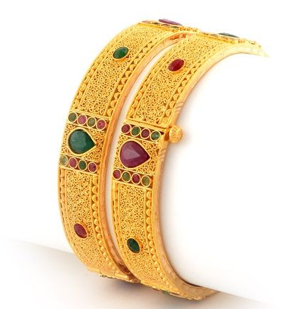 Traditional Gold Bangle in 20 Gram
