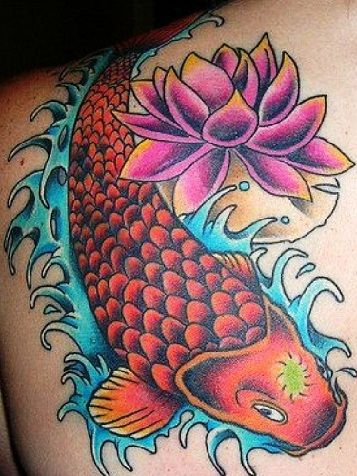 pește-lotus-tatuaj-design