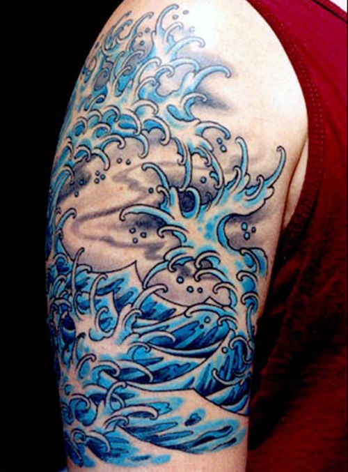 fröccsenő Waves Tattoo