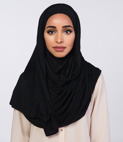 Negru Hijab Style