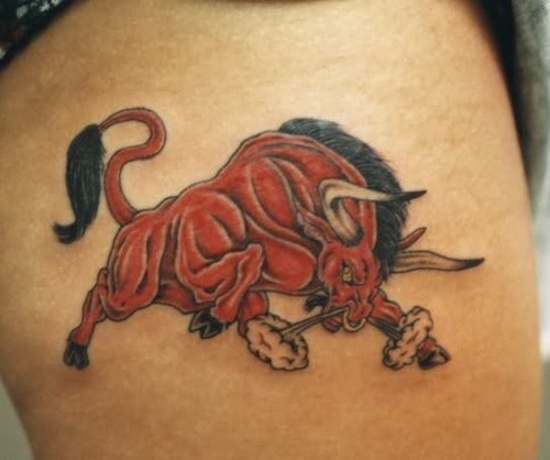 Polnjenje Bull Tattoo