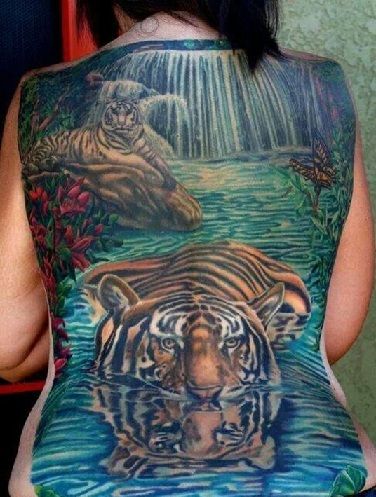 blue-color-tiger-tattoo-on-women-back13