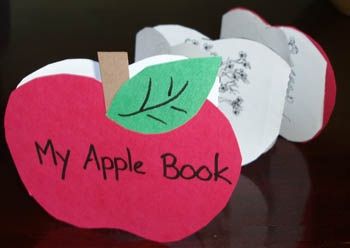 Măr Book as Gifting Craft