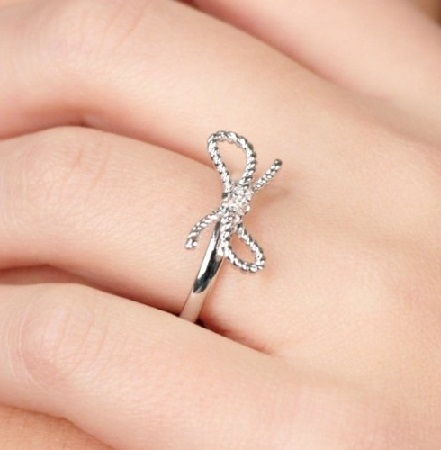 beautiful-promise-ring-for-her