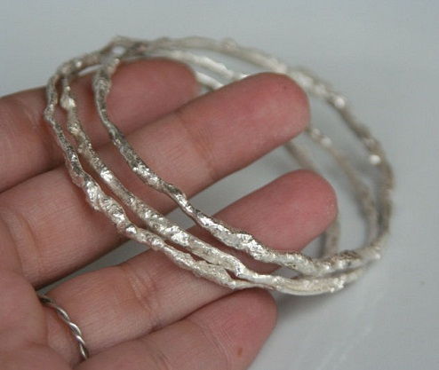 argint-Bangle-design-contemporan-argintiu-Bangle