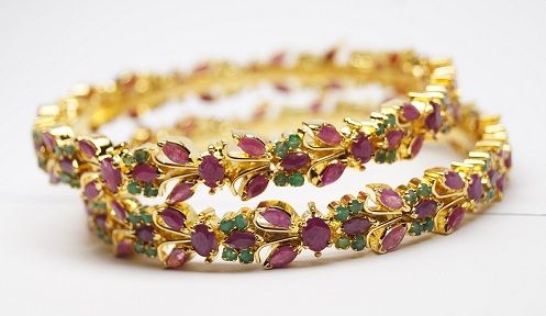 Handmade Emerald and Ruby Studded Bangle Design