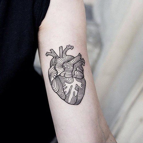 inimă Line Work Tattoo