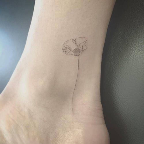 Floare Line Work Tattoo