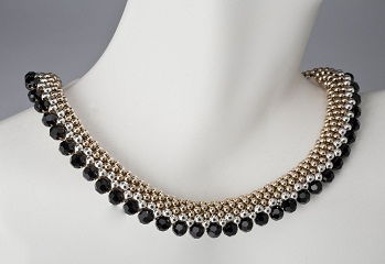 ogrlice s črnimi kroglicami5