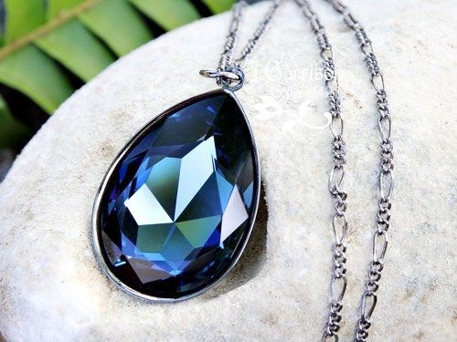 adâncime sapphire crystal stone necklace