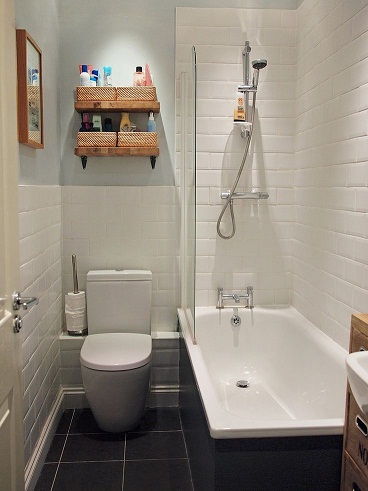 Preprosto Tiles Bathroom Design