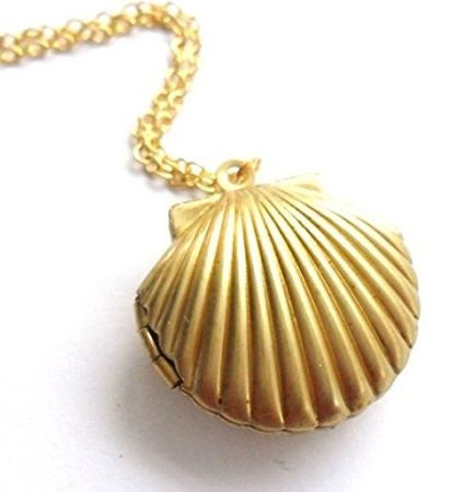 golden-seashell-lockets