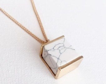 Marble Pendant Gold Necklace