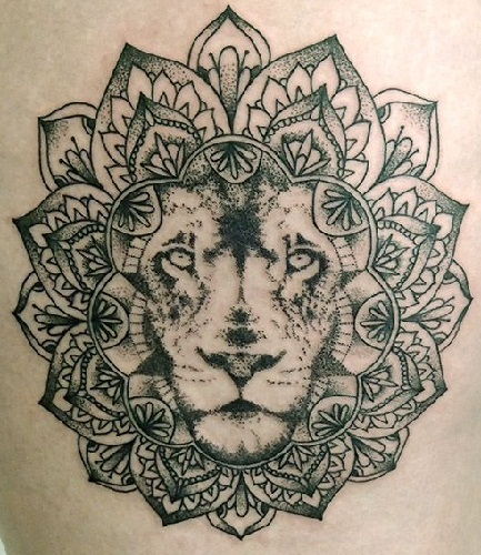 floral-designed-lion-tattoo15