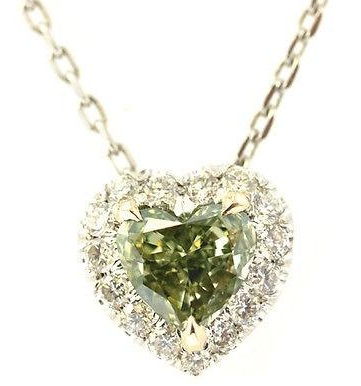 light-green-diamond-pendant