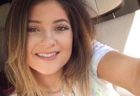 Kylie Jenner without makeup14