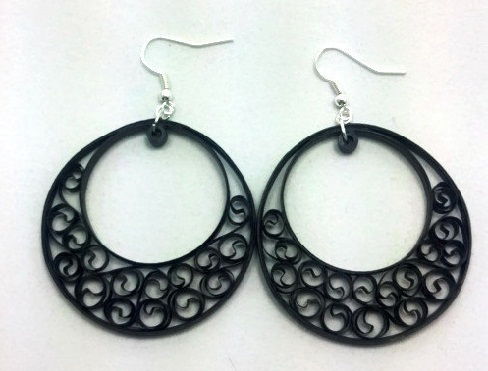 paper-quilling-earring-designs-quilling-earrings-in-hoops-design