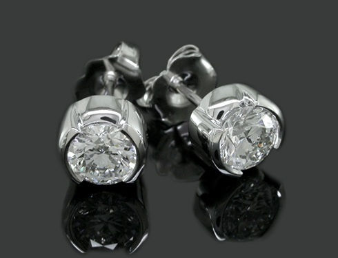 cluster-knot-diamonds-stud-platinum-earrings