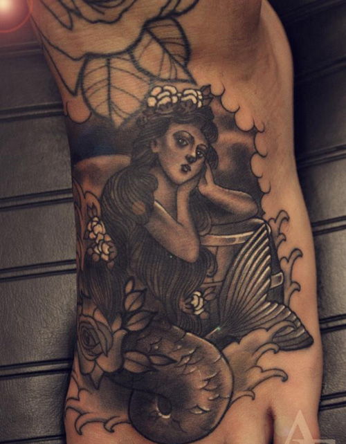 Negru Mermaid Tattoo
