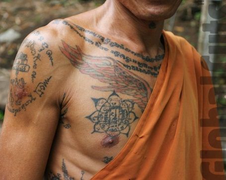 buddhist-mantras-tattoo14
