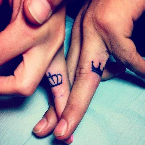 King and queen Finger Tattoo