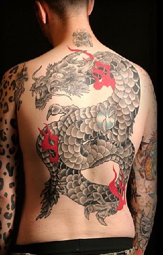 drakonas-motyvas japonų-tatuiruotė
